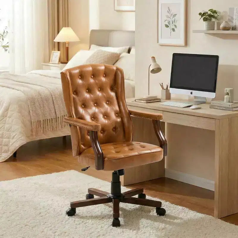 Sedia da ufficio girevole Wingback con rivestimento in similpelle