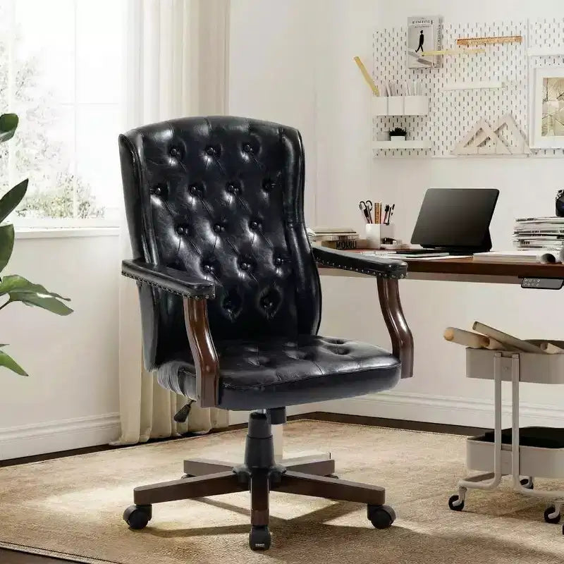 Sedia da ufficio girevole Wingback con rivestimento in similpelle