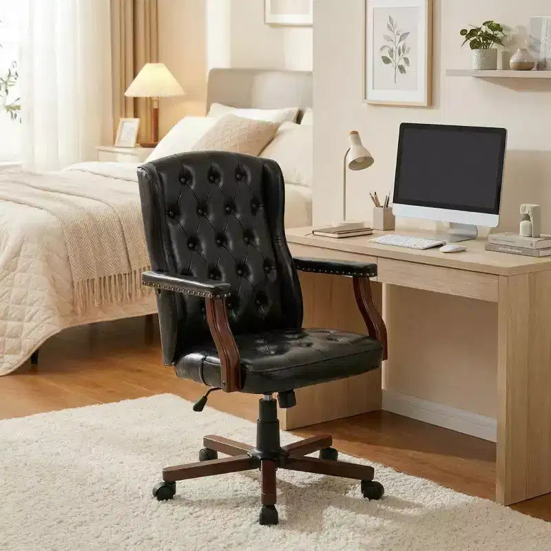 Sedia da ufficio girevole Wingback con rivestimento in similpelle