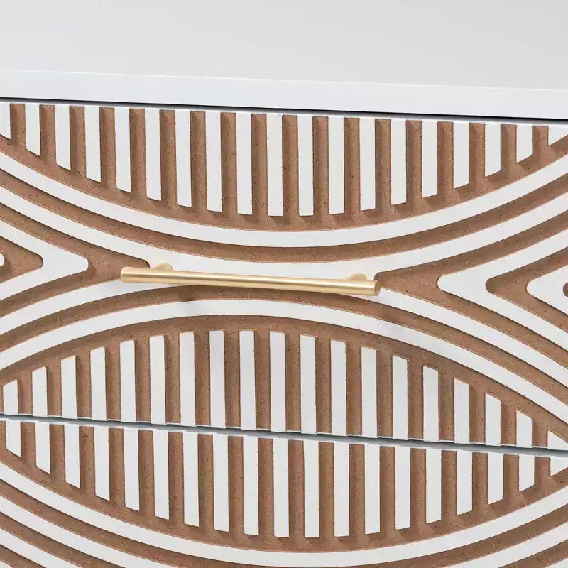Comò a 6 cassetti con pannelli geometrici – Bianco e Marrone Naturale