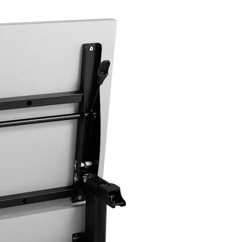 Tavolo da formazione con piano ribaltabile resistente, design impilabile, pannello per la privacy, gambe a T e telaio in metallo