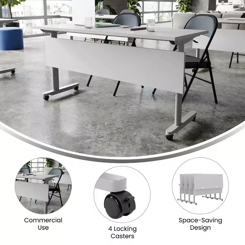 Tavolo da formazione con piano ribaltabile resistente, design impilabile, pannello per la privacy, gambe a T e telaio in metallo